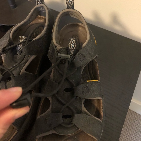 Keen water shoe sandals - Picture 2 of 3